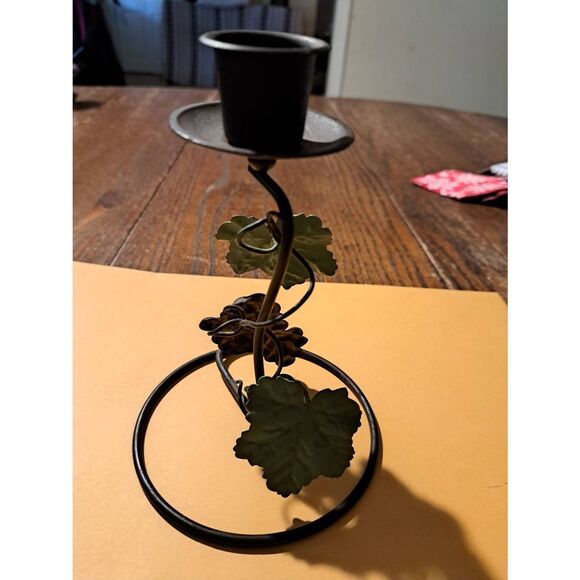 Grapevine Metal Taper Candle Holders Set of 2 Rustic Farmhouse Vineyard Winery - Picture 3 of 8